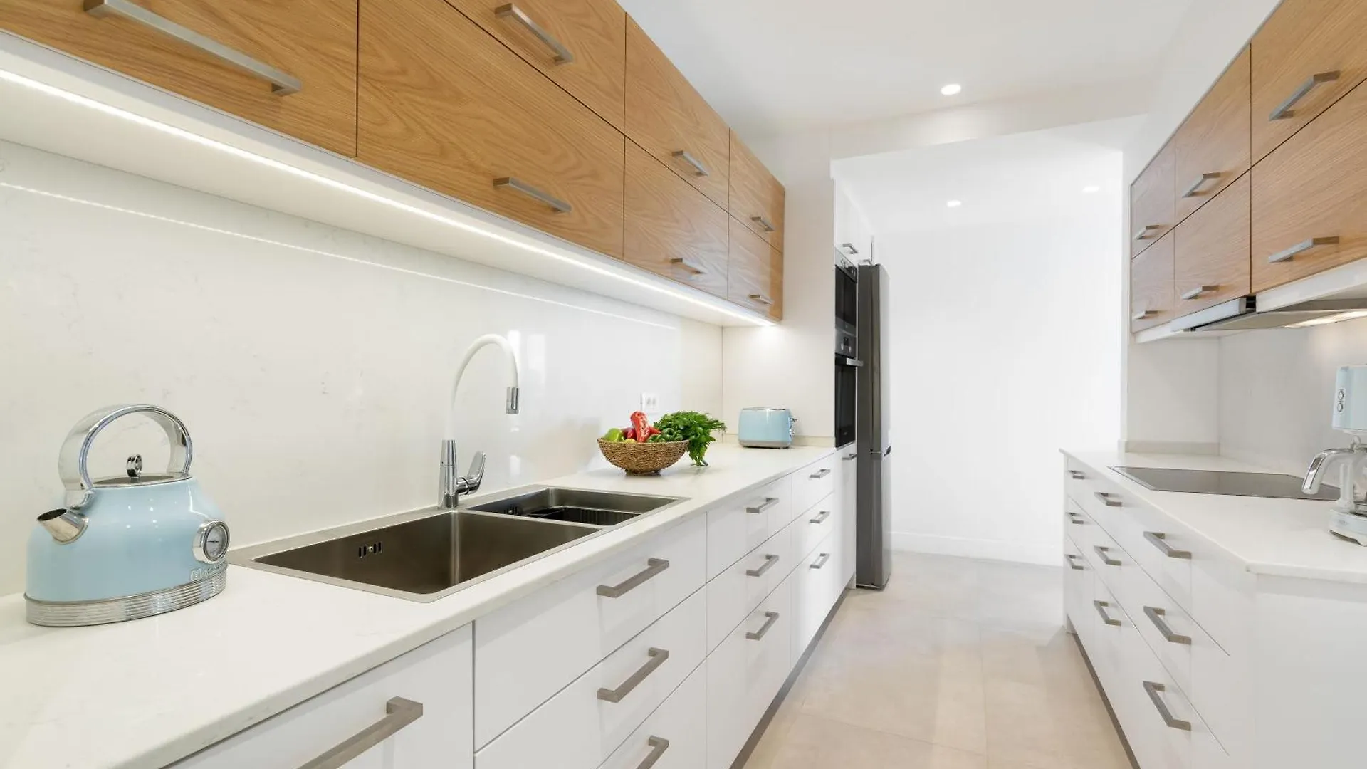 Le Mont Blanc - With Shared Pool Apartment Kounoupidhiana